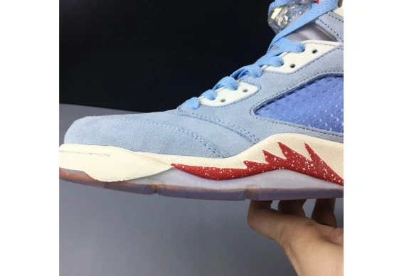 JORDAN CI1899-400 JSP ROOM AIR TROPHY 5 X BLUE ICE CI1899-400 0510